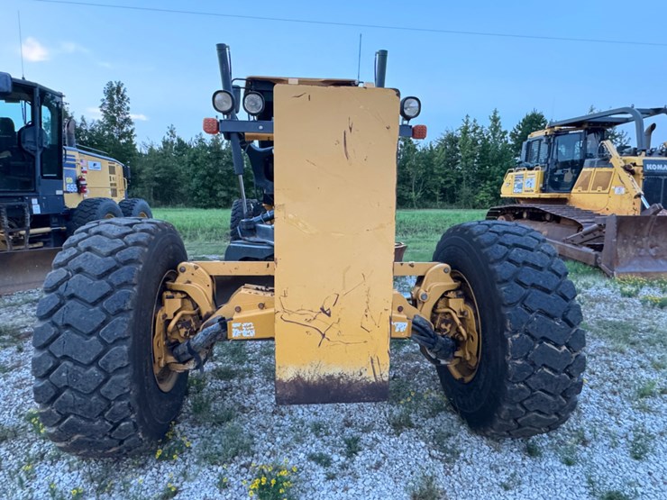 2018-john-deere-672-image-2