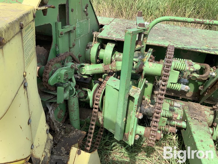 1976-john-deere-3800-image-13