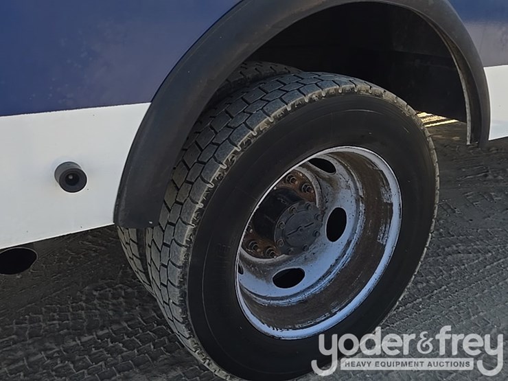 2019-ford-f550-xl-image-20