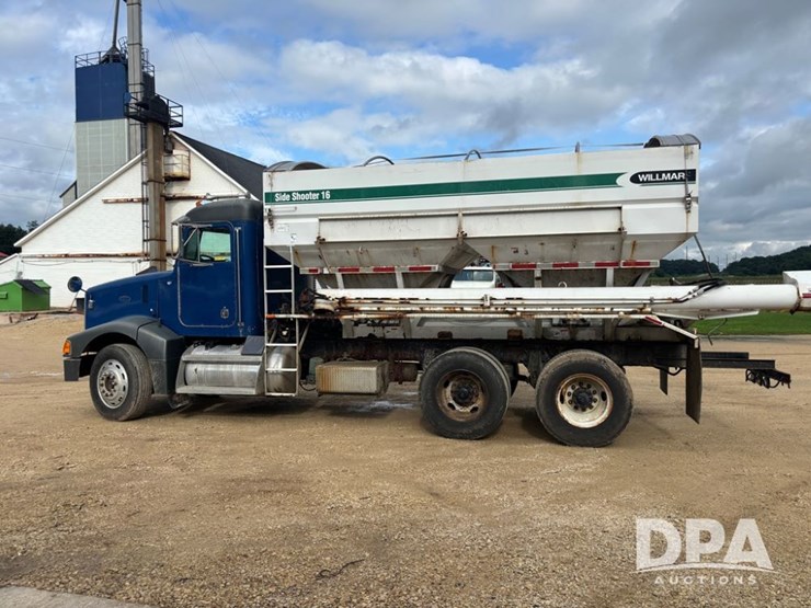 1998-peterbilt-385-image-5