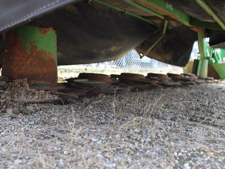 john-deere-275-image-7