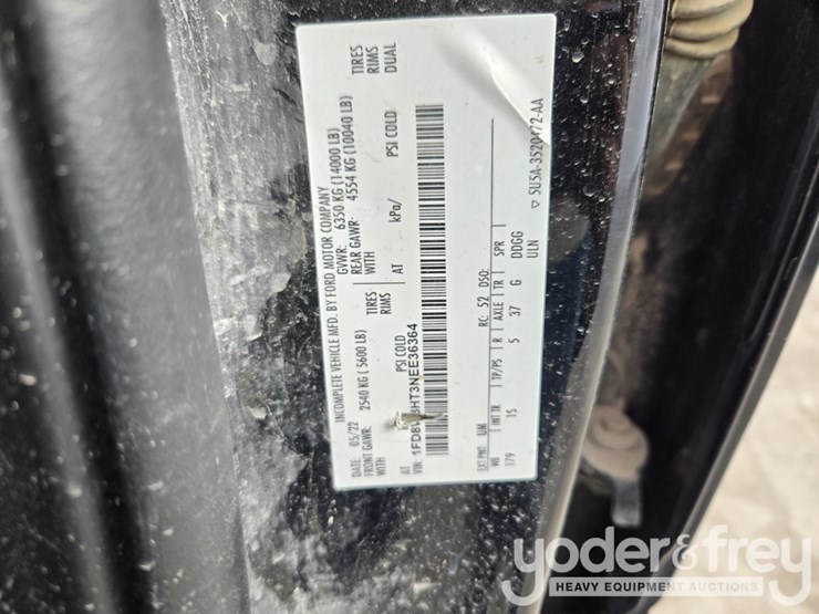 2022-ford-f350-xl-image-54