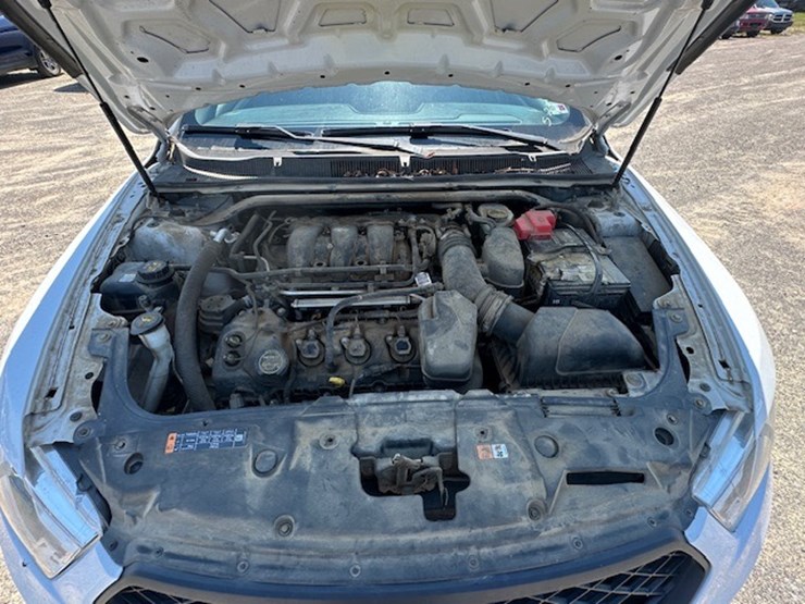 #23001-•-2017-ford-taurus-image-62