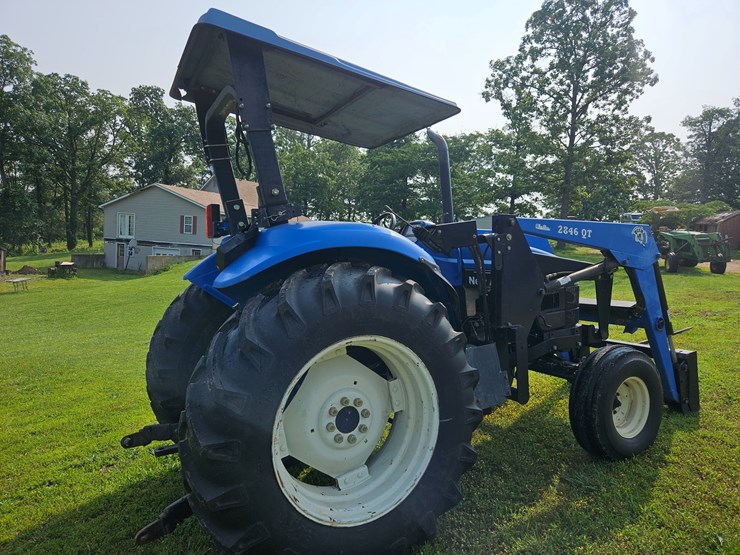 new-holland-tb110-image-10