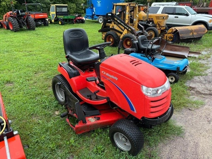 simplicity-conquest-23hp-lawn-mower-image-1