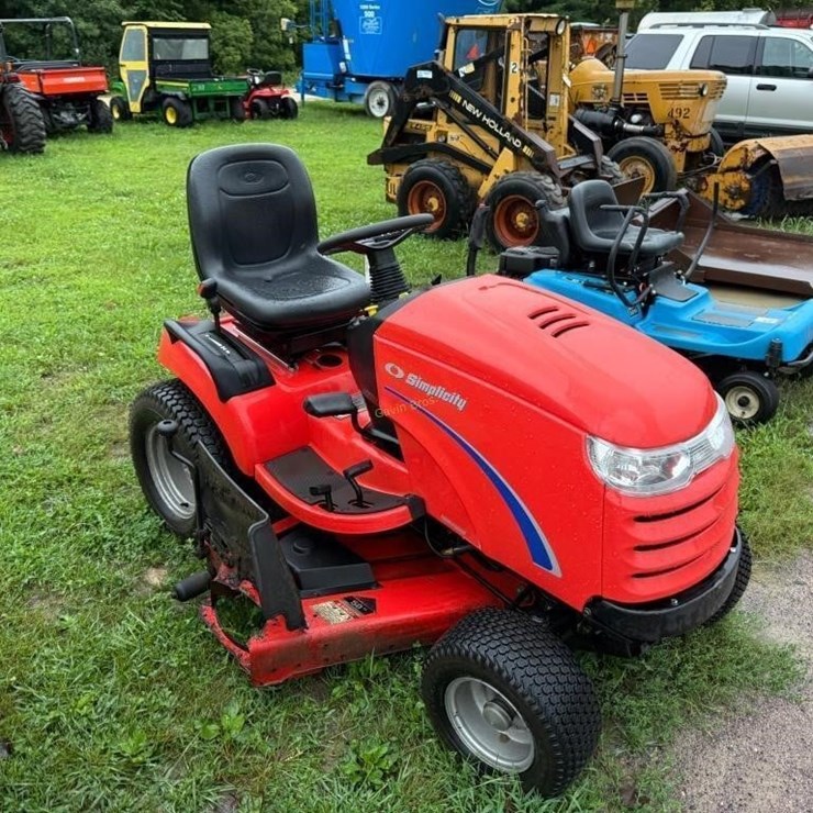 Simplicity Conquest 23hp Lawn Mower