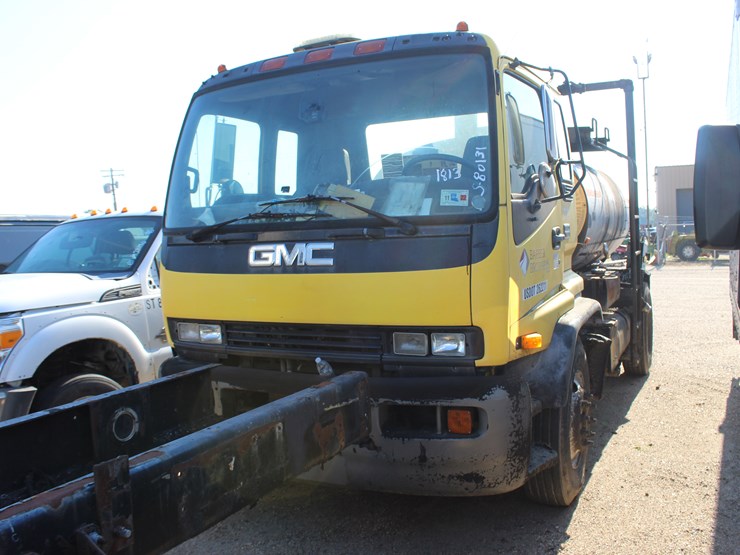 1998-gmc-7500-image-1