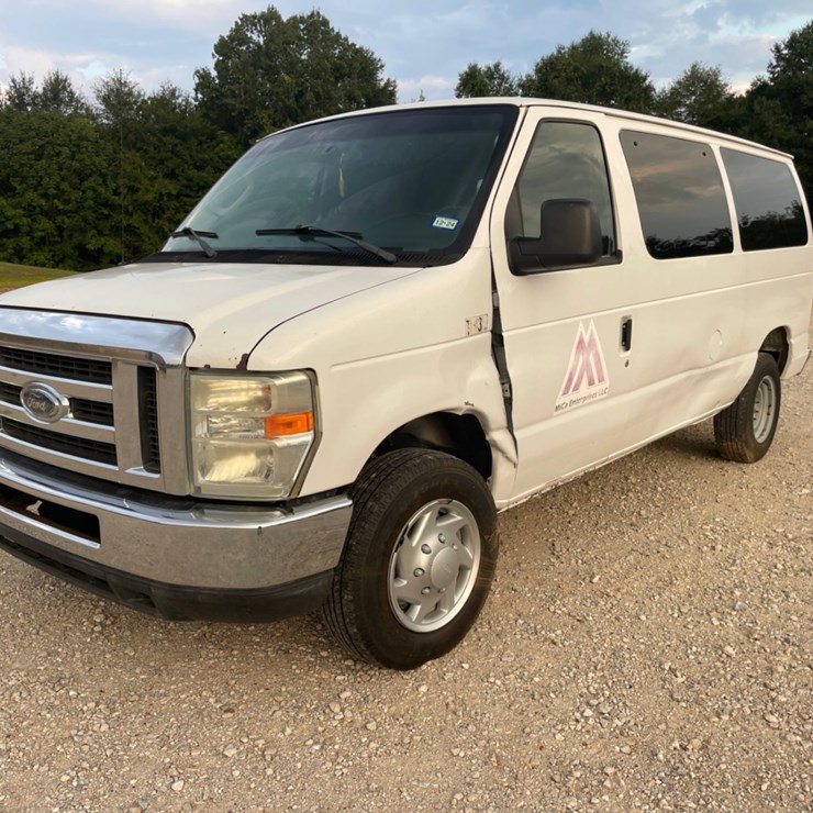 2014 FORD E350