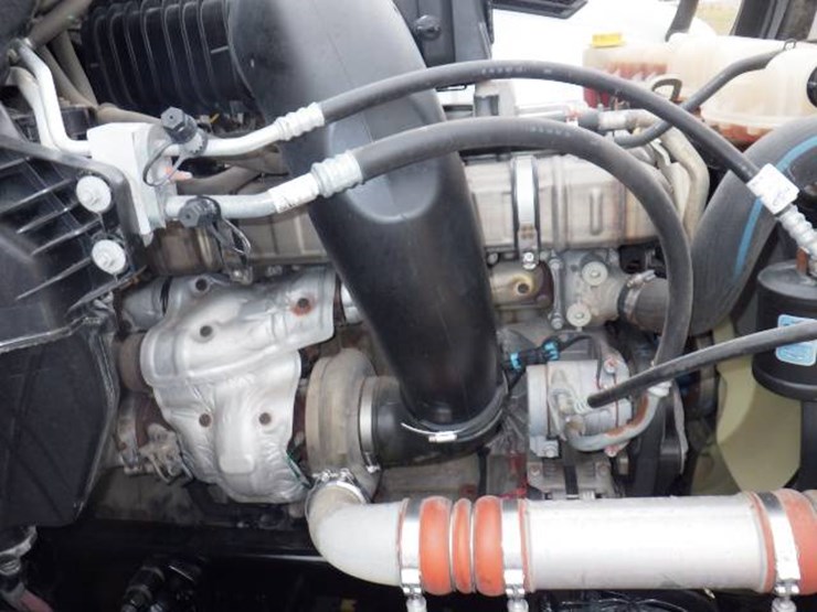 2021-freightliner-cascadia-126-image-16