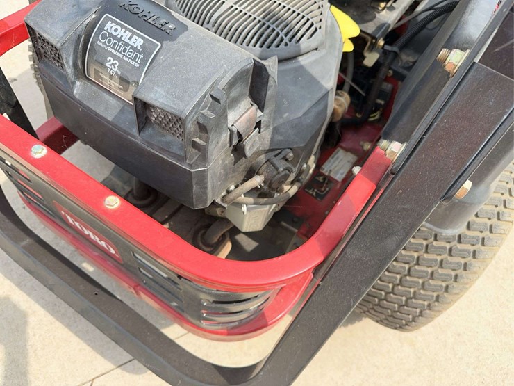 toro-titan-mx5400-zero-turn-mower-image-11