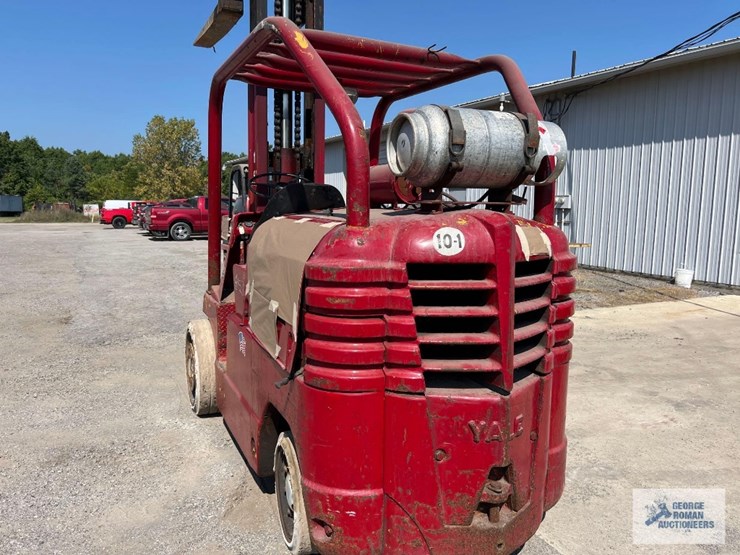 yale-20,000#-model-g-5-200-propane-forklift.-forks-are-4'-6"-long-by-7"-wide-by-3-1/4"-thick.-image-3