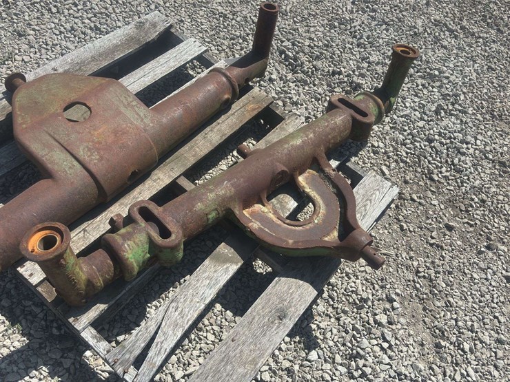 john-deere-model-a-wide-front-end-housing-image-4