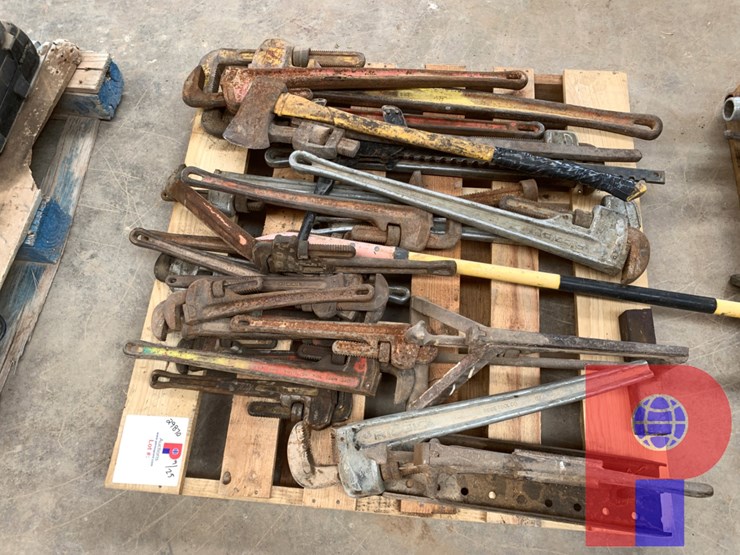 pallet-of-pipe-wrenches,-(1)-axe,-(1)-spade-image-3