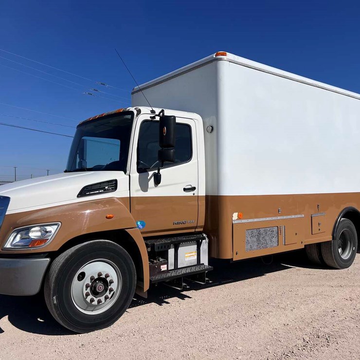 2013 HINO CONV. ICE CREAM TRUCK