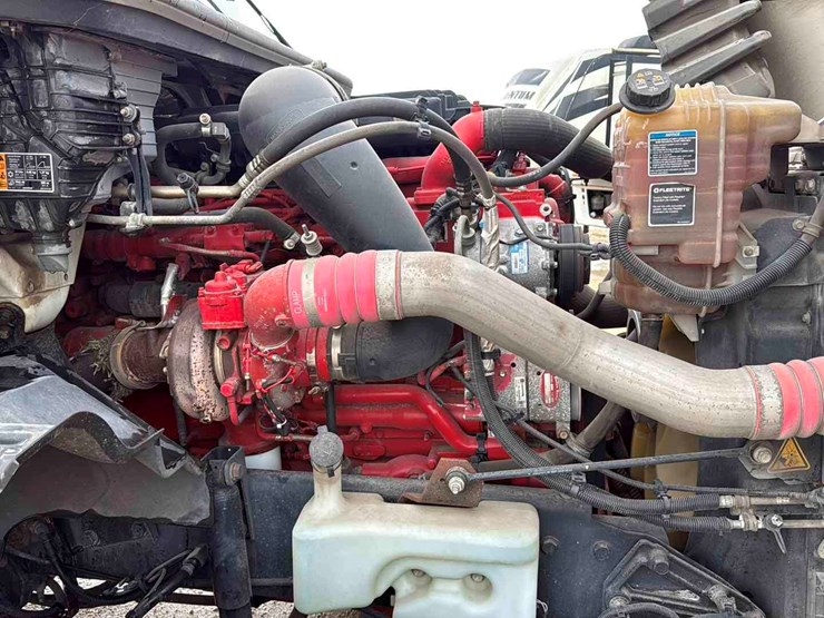 2021-international-lt-image-11