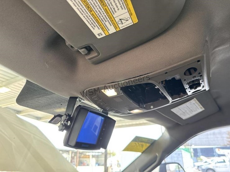 2017-ford-f550-image-26