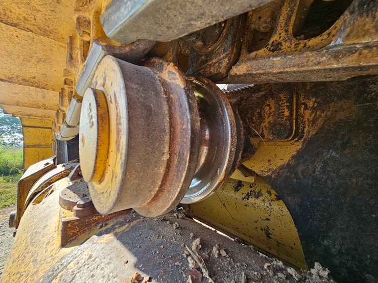 2014-caterpillar-953d-image-84