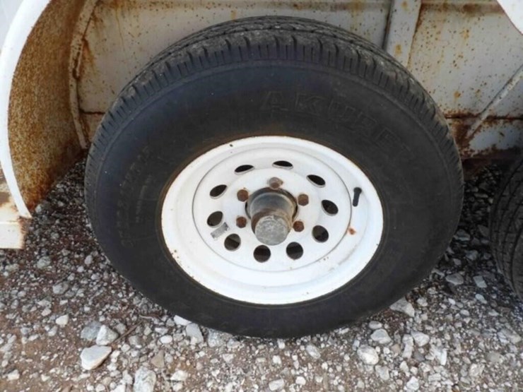 w-w-16'-livestock-trailer-image-13