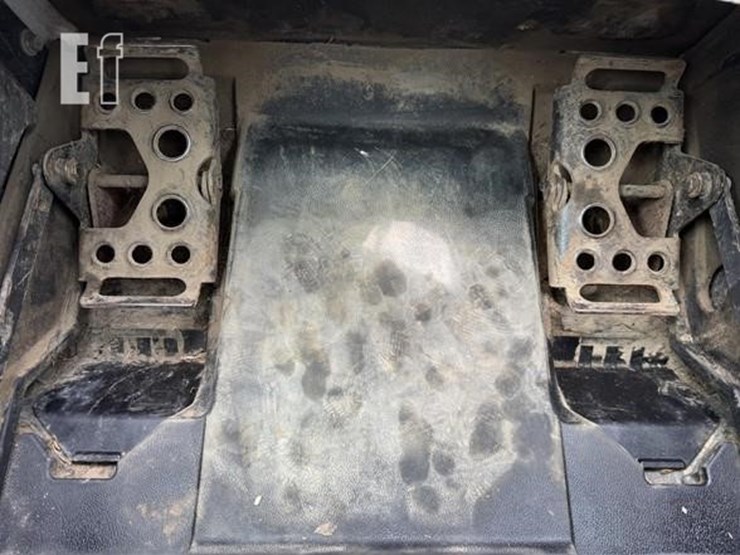 2019-bobcat-t770-image-94