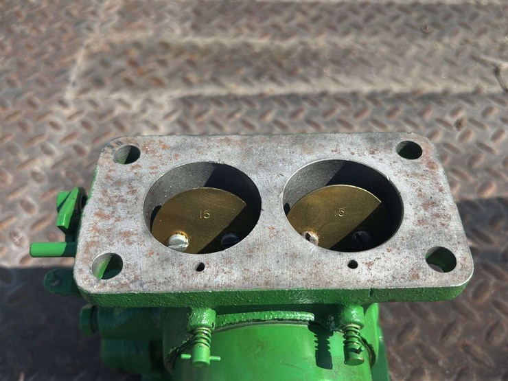 john-deere-720/730-carburetor-image-10