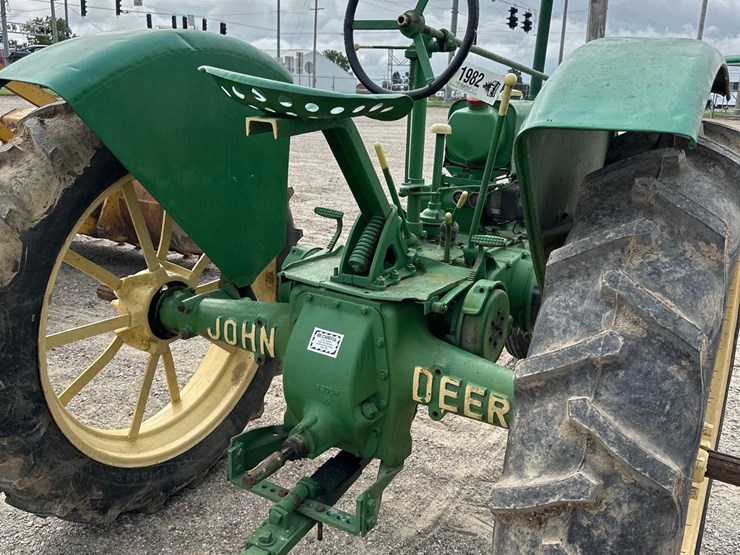 1982-john-deere-b-image-6