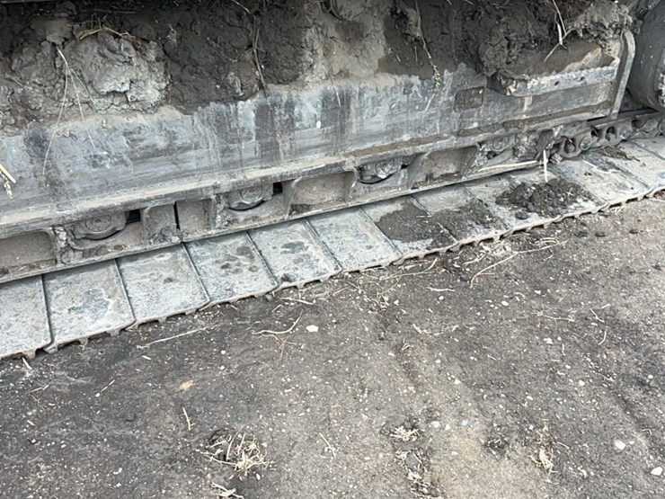 caterpillar-320-image-43