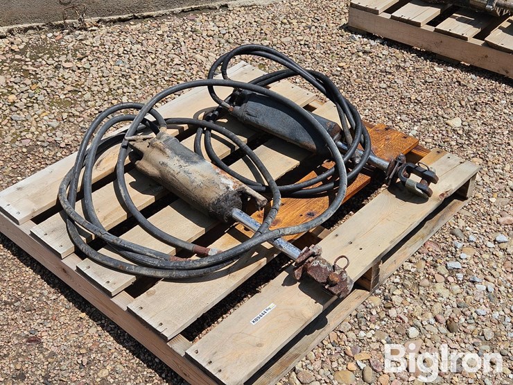 john-deere-machinery-hydraulic-cylinders-image-3