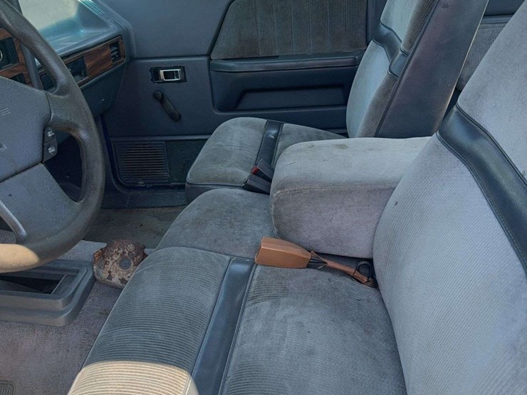 1993-dodge-dakota-image-7