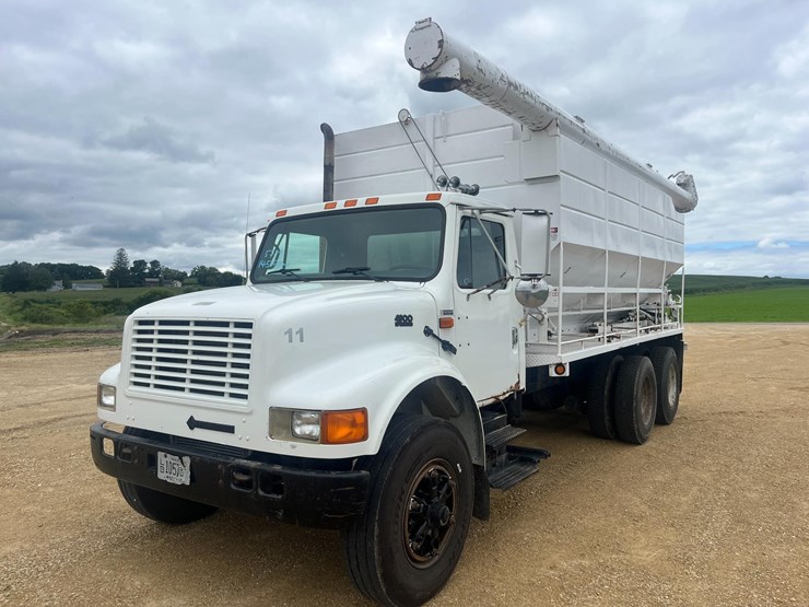 international-4900-image-1