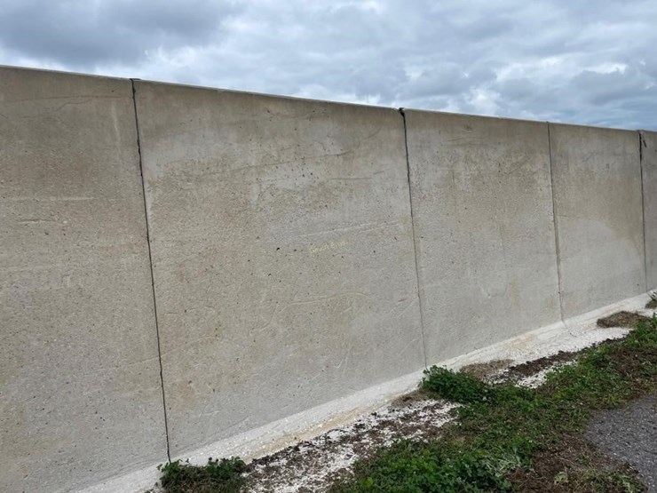 bunker-l-walls-(120'-+/--total)---off-site-image-2