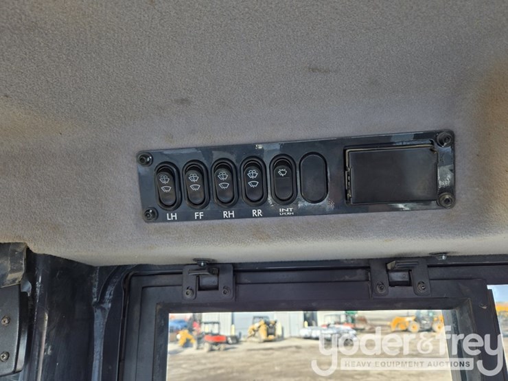 2023-komatsu-d61pxi-24-image-69