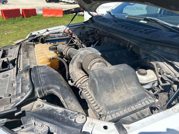 2016-ford-f150-image-8