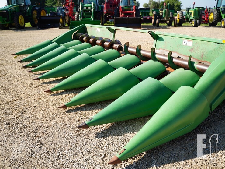 1988-john-deere-843-image-11