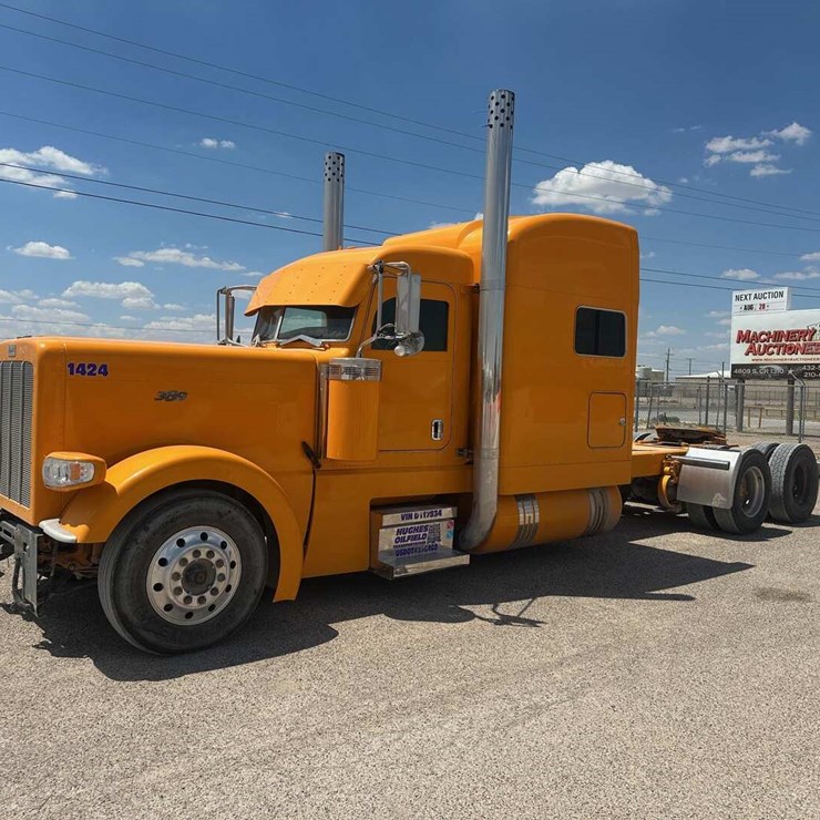 2011 PETERBILT 389