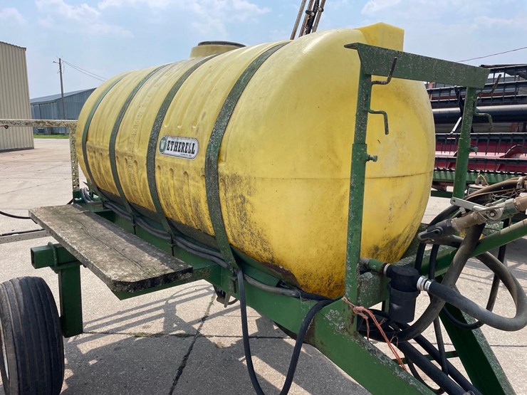 wetherell-500-gallon-pull-type-sprayer-image-9