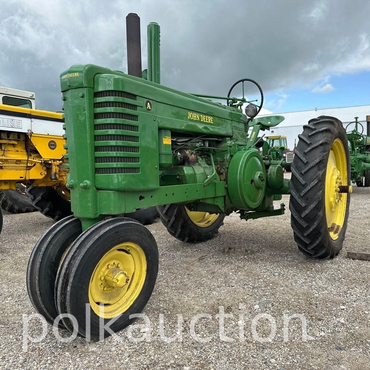 JOHN DEERE A