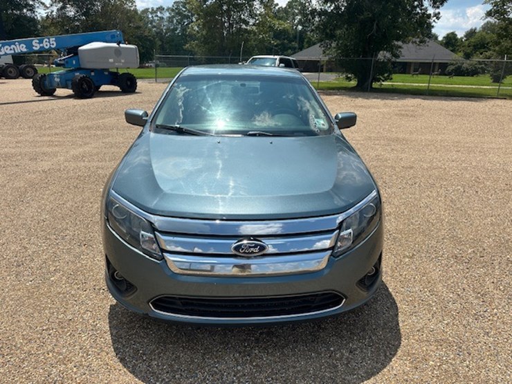 #23032-•-2012-ford-fusion-image-6