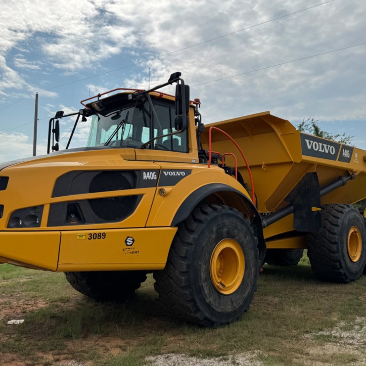 2021 VOLVO A40G