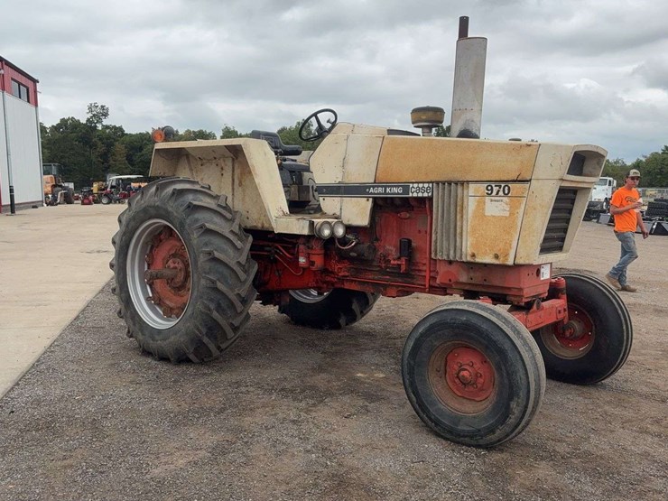 1977-case-970-2wd-tractor-image-1