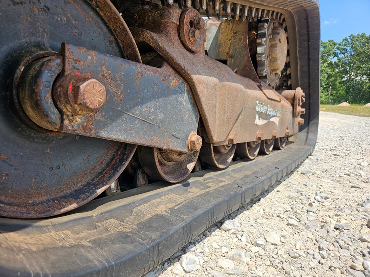 2019-bobcat-t870-image-84