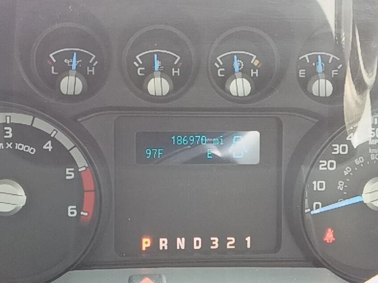 2016-ford-f550-image-8