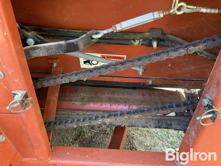 hesston-s370-image-17