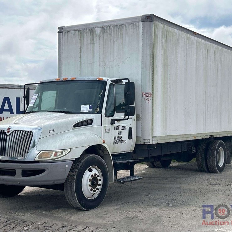 2003 INTERNATIONAL DURASTAR 4200