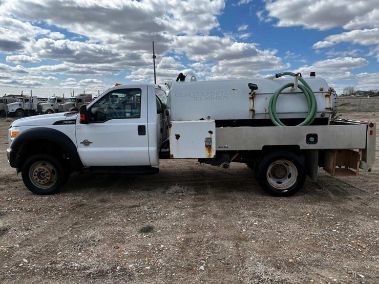 2015-ford-f550-image-9