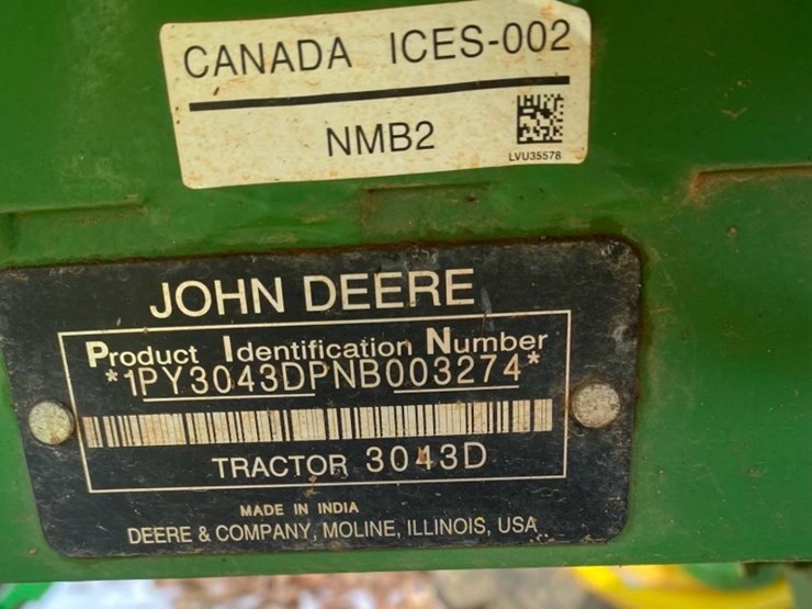 2023-john-deere-3043d-image-11