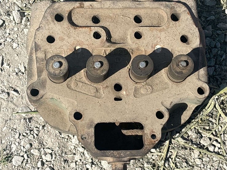 john-deere-model-a-head-image-3
