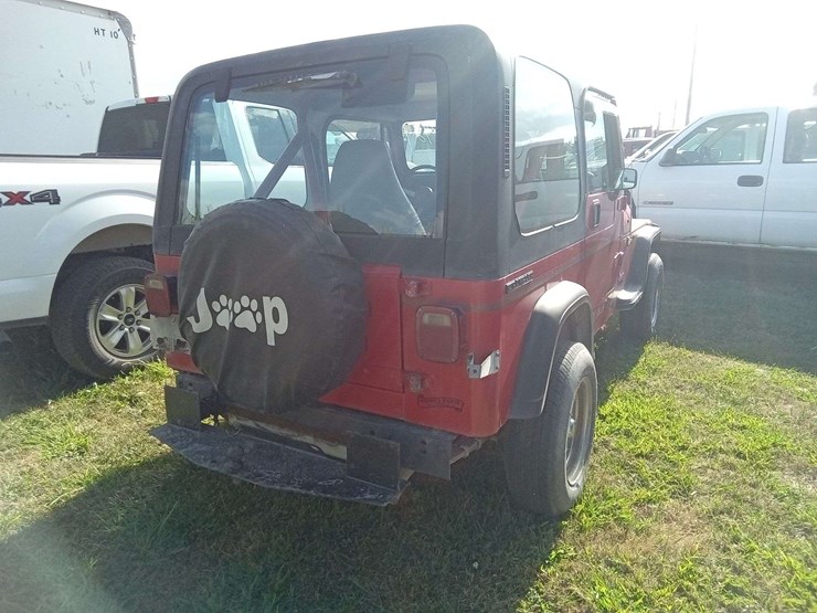1991-jeep-wrangler-image-5