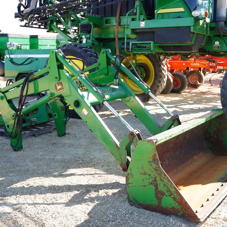 1994 JOHN DEERE 640