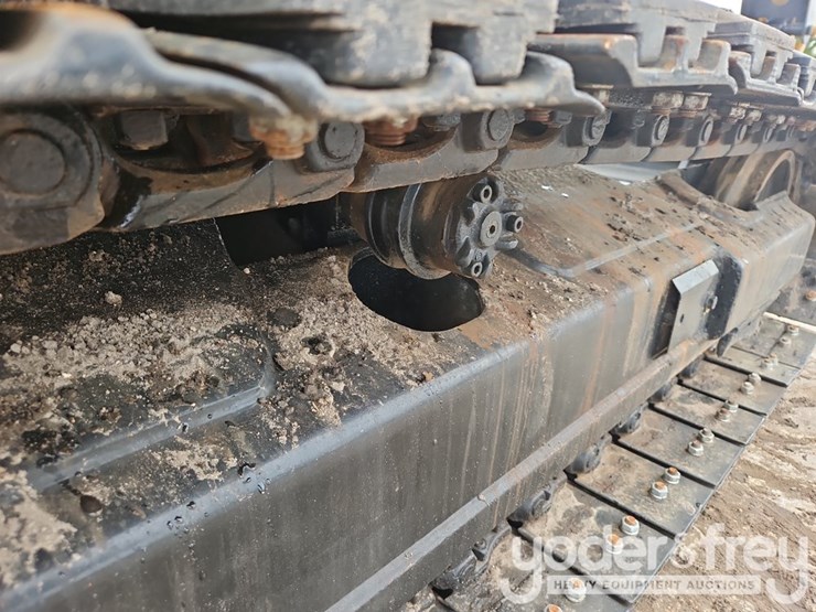 2021-caterpillar-305.5-image-9