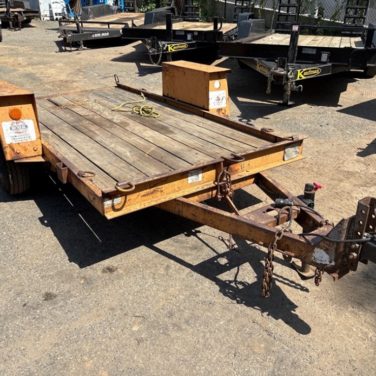 1985 Eager Beaver Single Axle Trailer